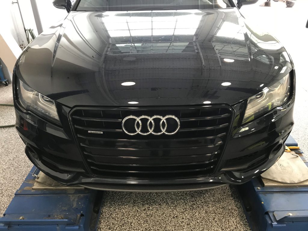 Full black-out wrap on Audi Grille